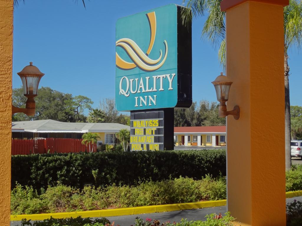 Quality Inn Sarasota North Near Lido Key Beach Esterno foto